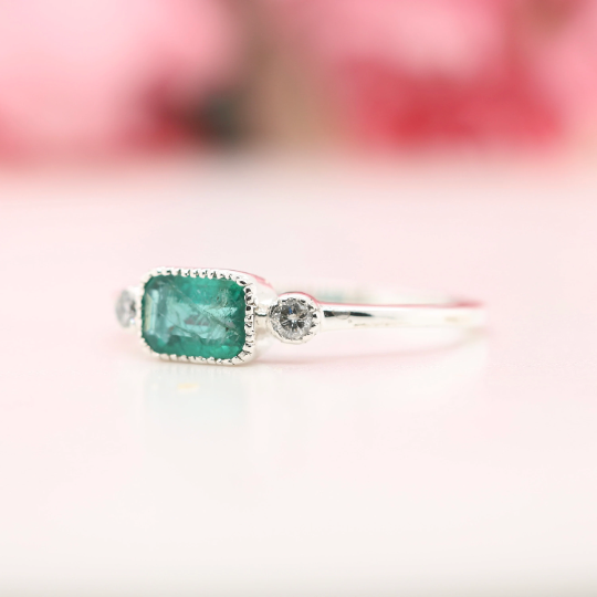 Natural Loose Emerald Shape Green Emerald Gemstone Sterling Silver Wedding Ring - JayKrishna Diamond