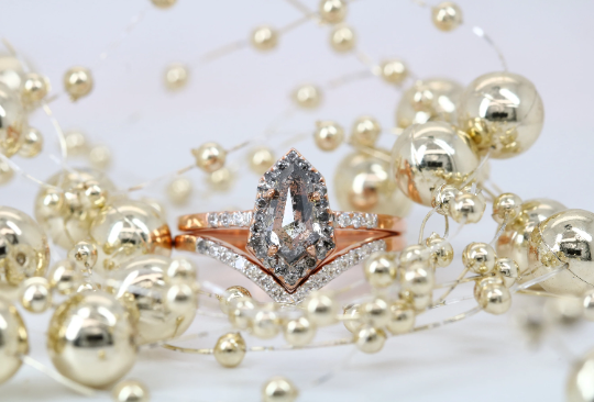 Geometric Shield Shape Salt And Pepper 14K Rose Gold Ring With Round Brilliant Diamond Band
