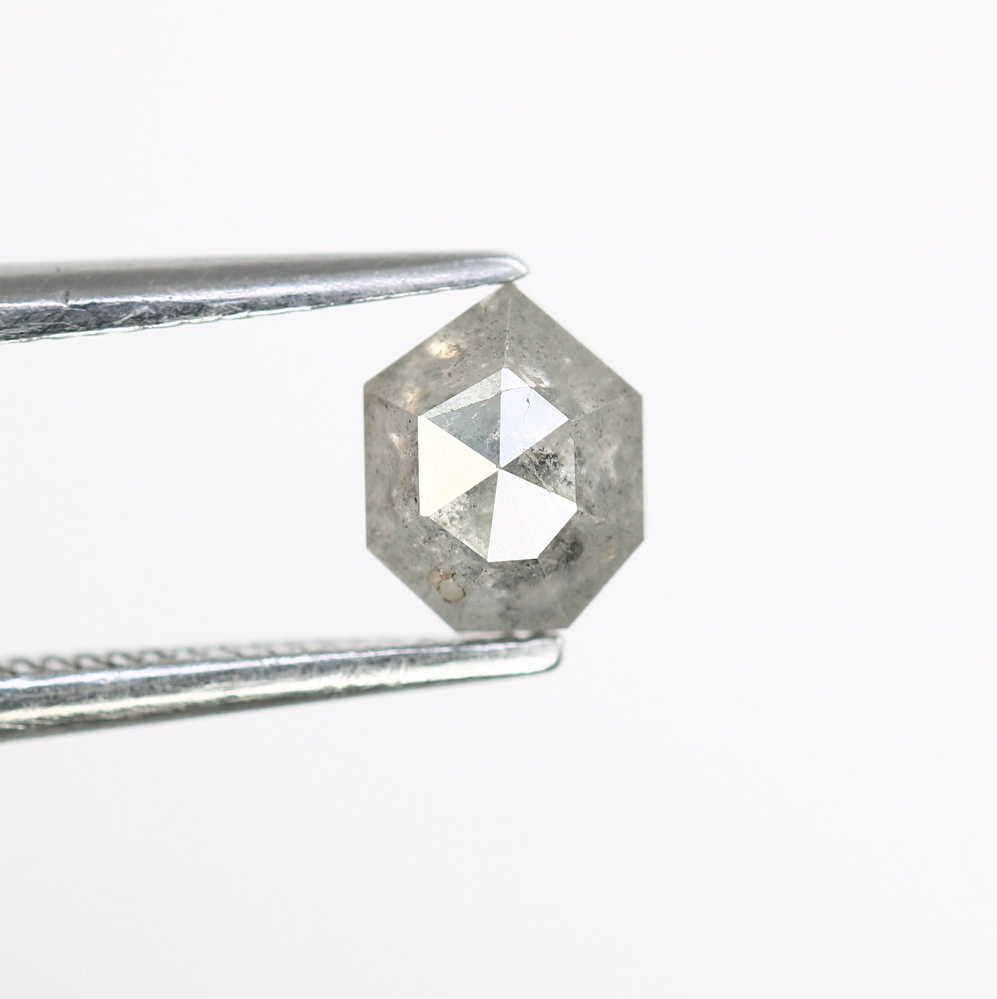 0.65 Carat Natural Salt And Pepper Geometric Shape 5.60 MM Diamond For Wedding Ring