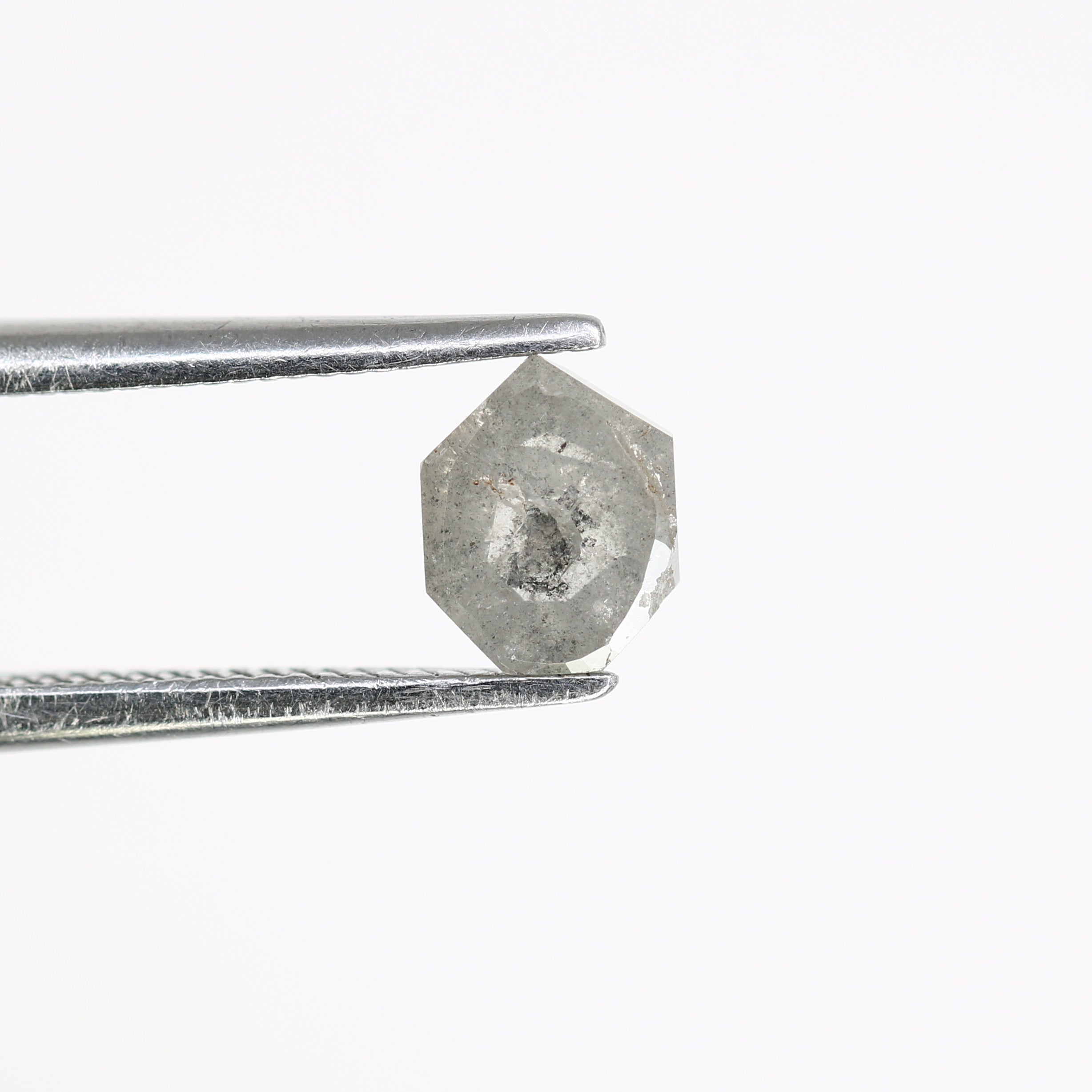 0.65 Carat Natural Salt And Pepper Geometric Shape 5.60 MM Diamond For Wedding Ring