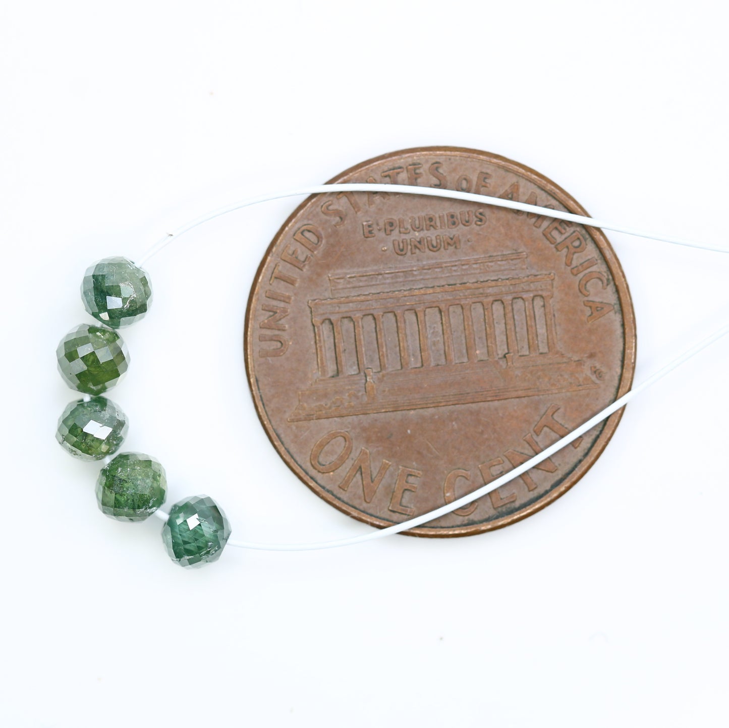 1.84 CT 3.5 To 3.6 MM Green Color Polished Loose Beads Diamonds For Diamond Necklace