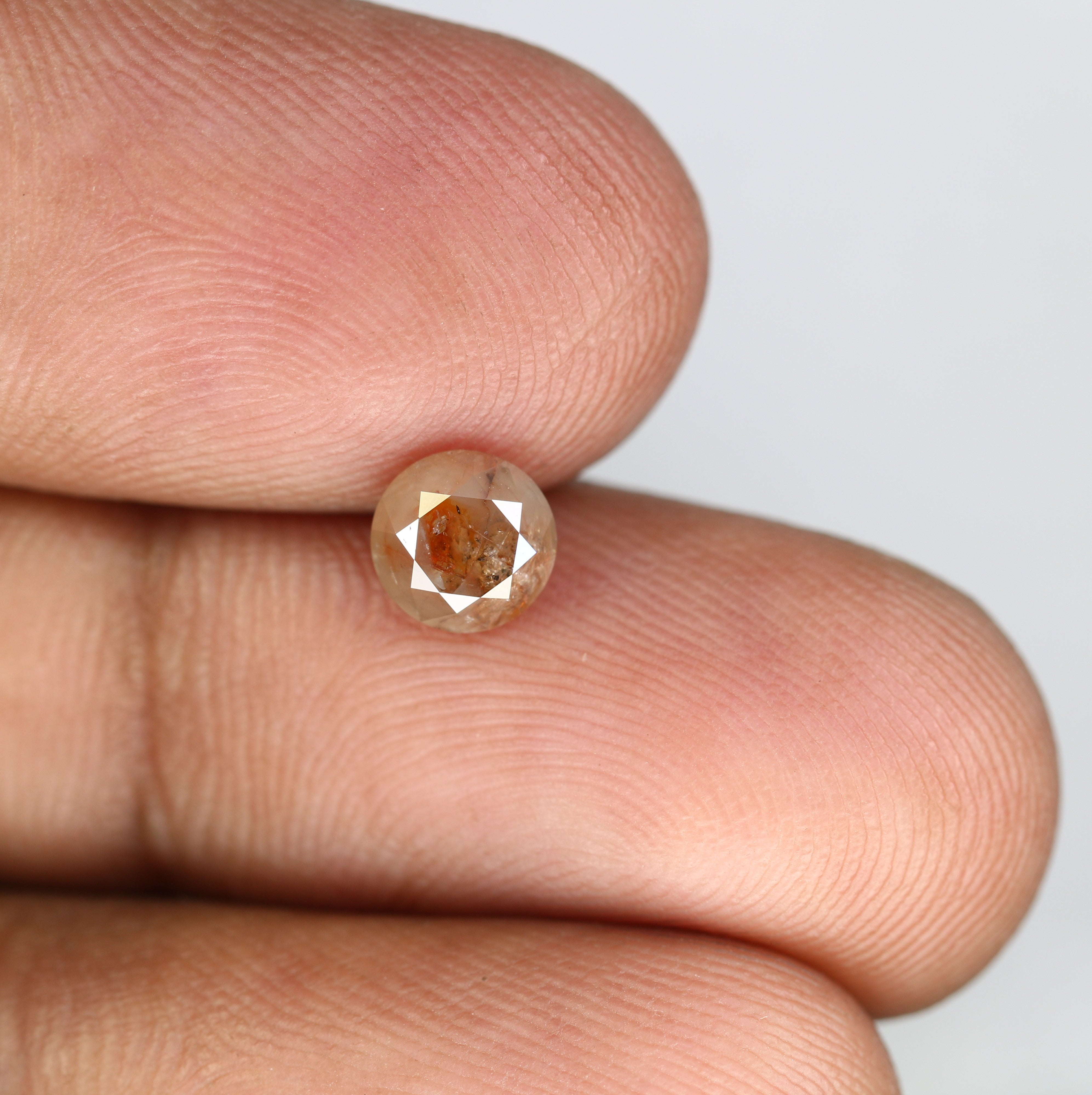 1.06 CT Fancy Red 5.90 MM Polished Round Brilliant Cut Diamond For Promise Ring