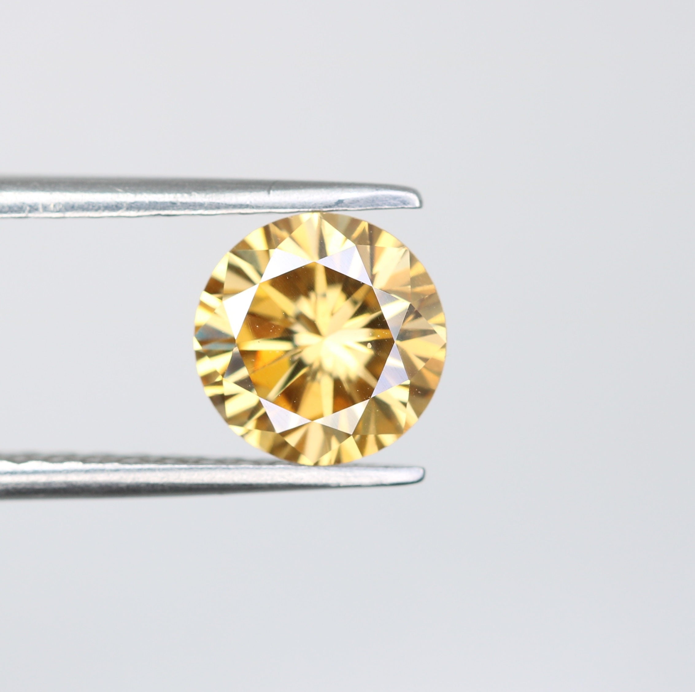 1.27 CT Orange Moissanite Round Brilliant Cut Diamond For Engagement Ring