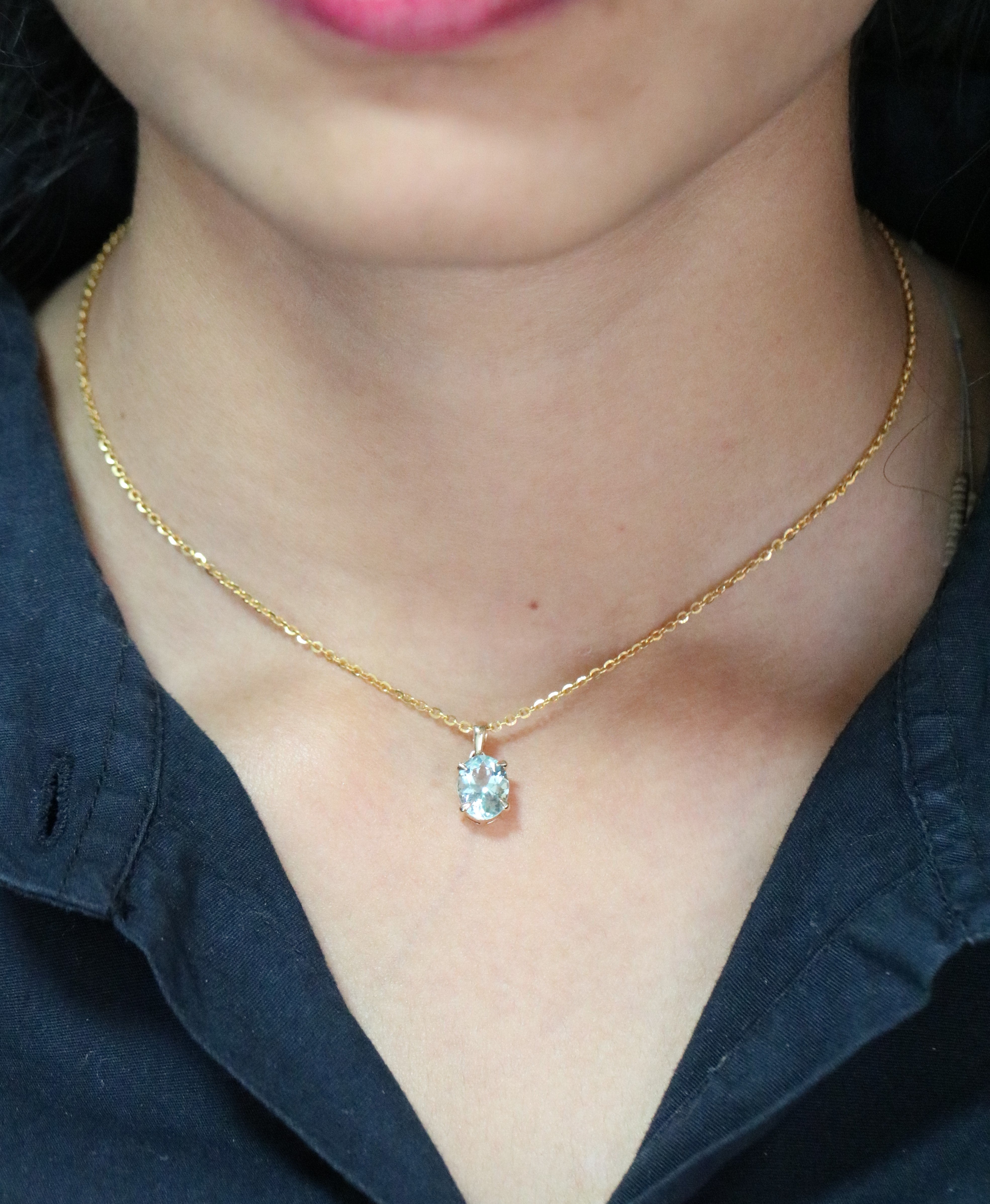Green Aquamarine Oval Stone Pendant with 18K Yellow Gold Chain Necklace