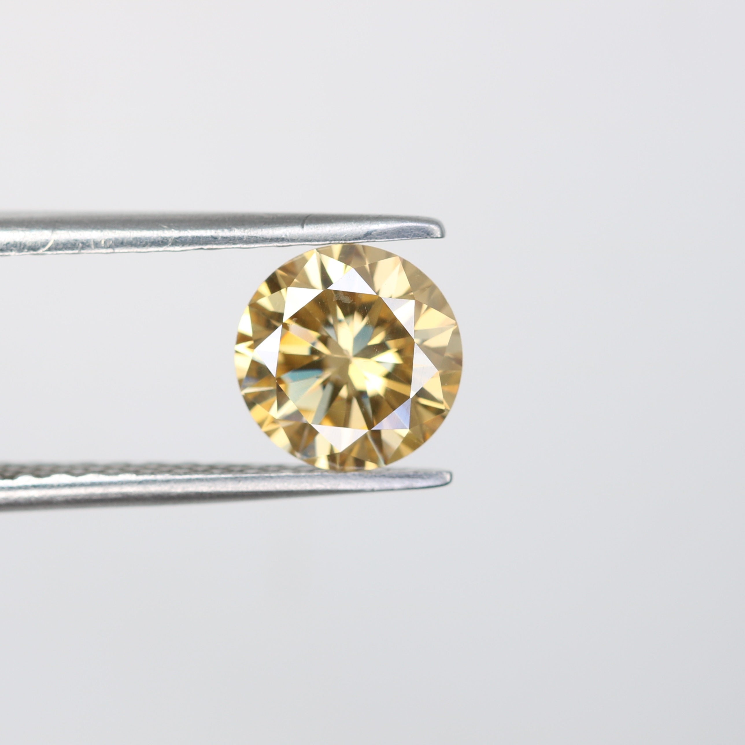 1.15 CT Orange Moissanite Round Brilliant Cut Diamond For Engagement Ring