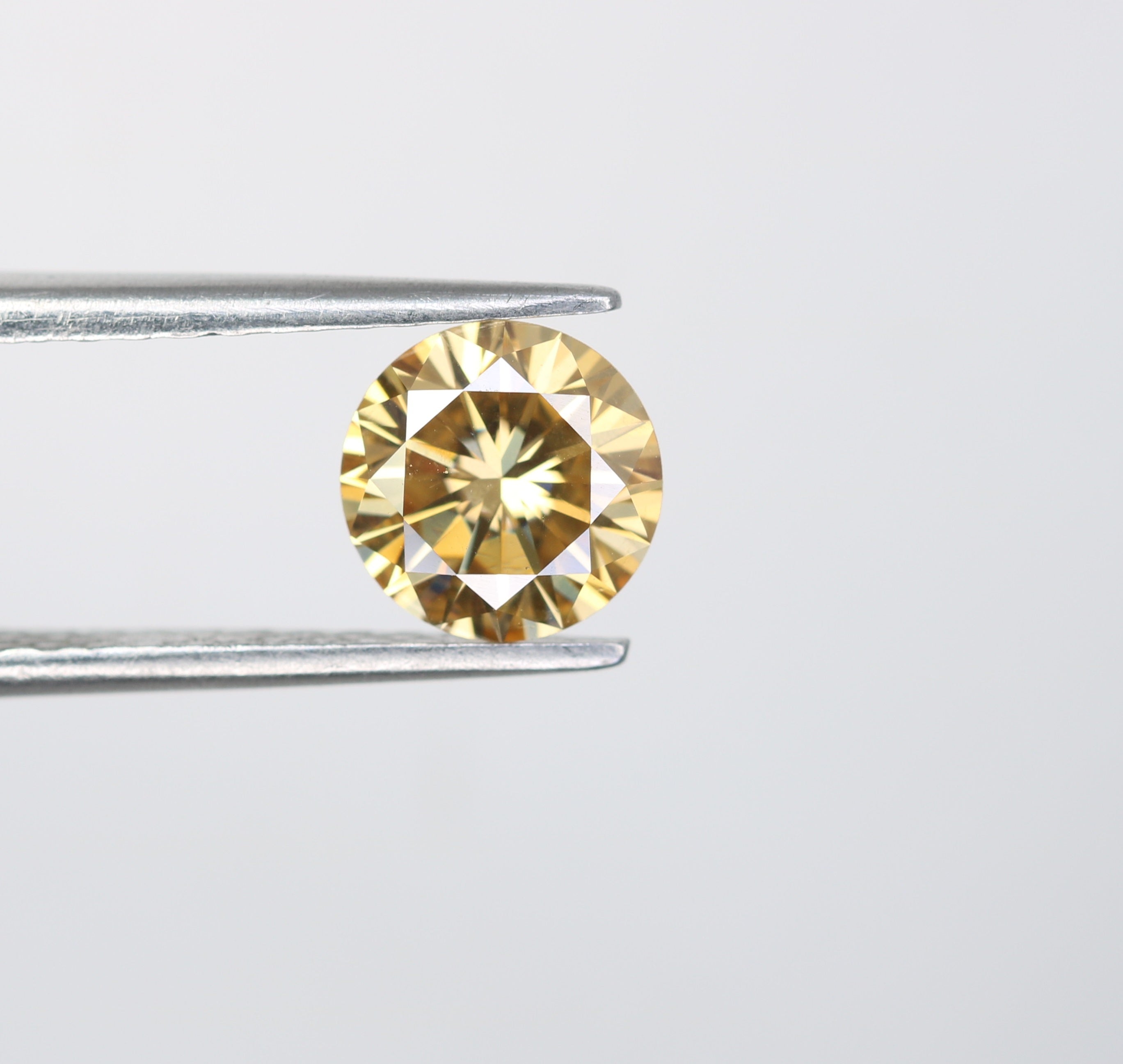 1.15 CT Round Brilliant Cut Moissanite Orange Diamond For Engagement Ring