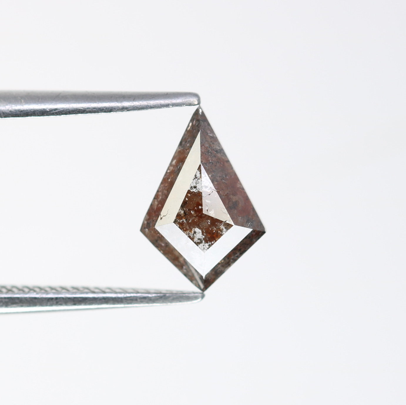 0.93 Carat Kite Shaped Natural Red Color Loose Diamond 9.00 MM For Engagement Ring