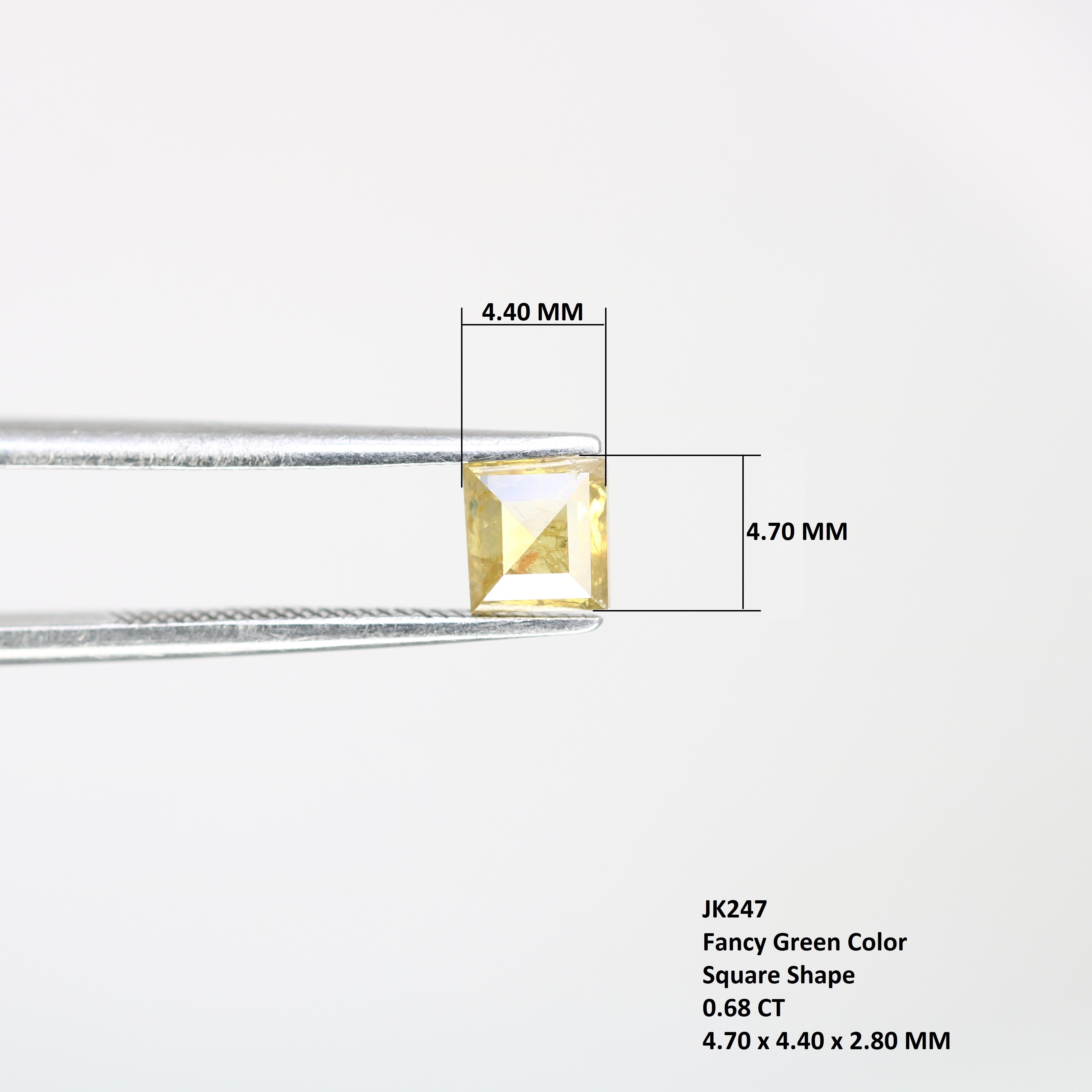0.68 CT Unique Square Shape 4.70 MM Fancy Orange Diamond For Designer Jewelry