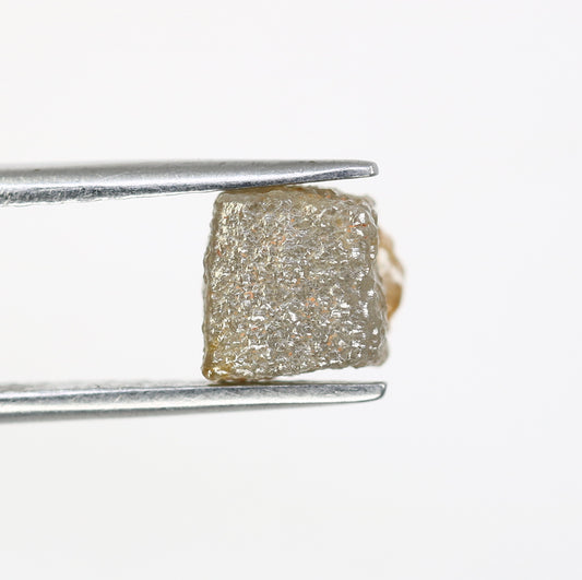 2.90 Carat Grey Color Natural Loose Congo Cube Rough Diamond For Wedding Ring