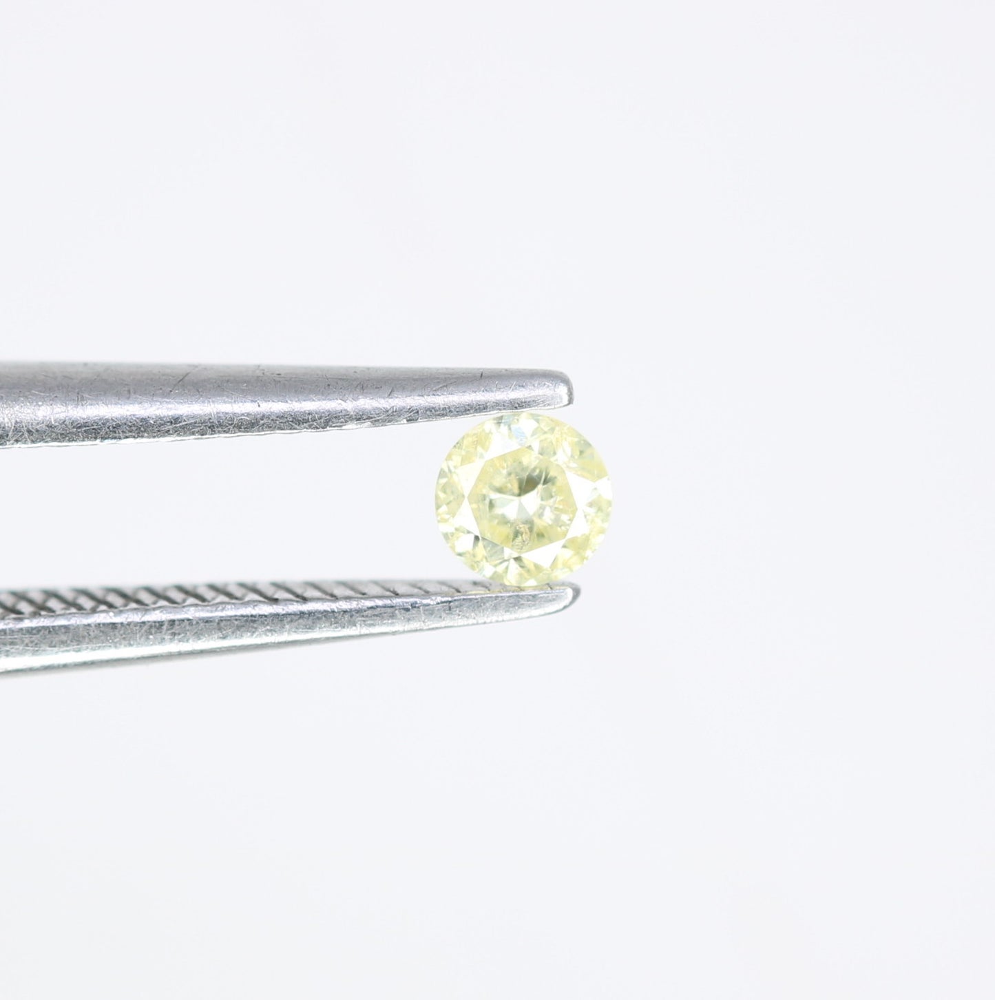 0.11 CT 3.00 MM Loose Round Brilliant Cut light Yellow Diamond For Engagement Ring