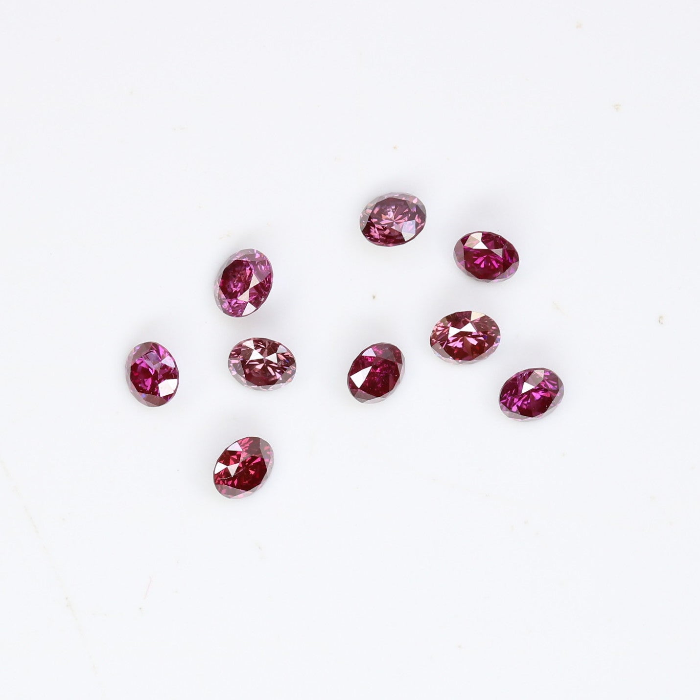 0.39 CT 2.10 to 2.20 MM Round Brilliant Cut Dark Pink Diamond For Engagement Ring