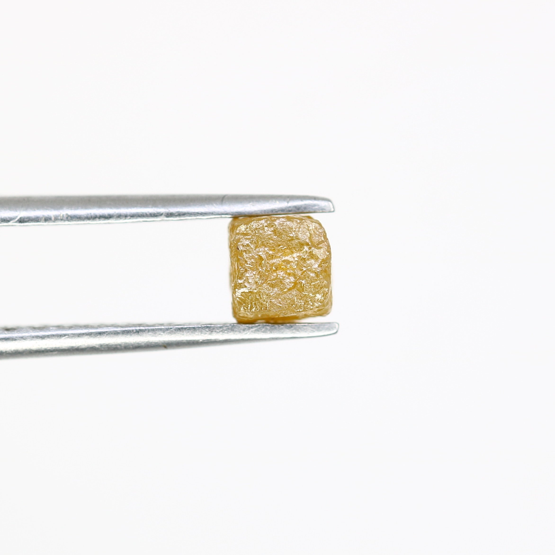 0.93 CT 4.00 x 4.00 MM Yellow Loose Congo Cube Shape Raw Rough Diamond