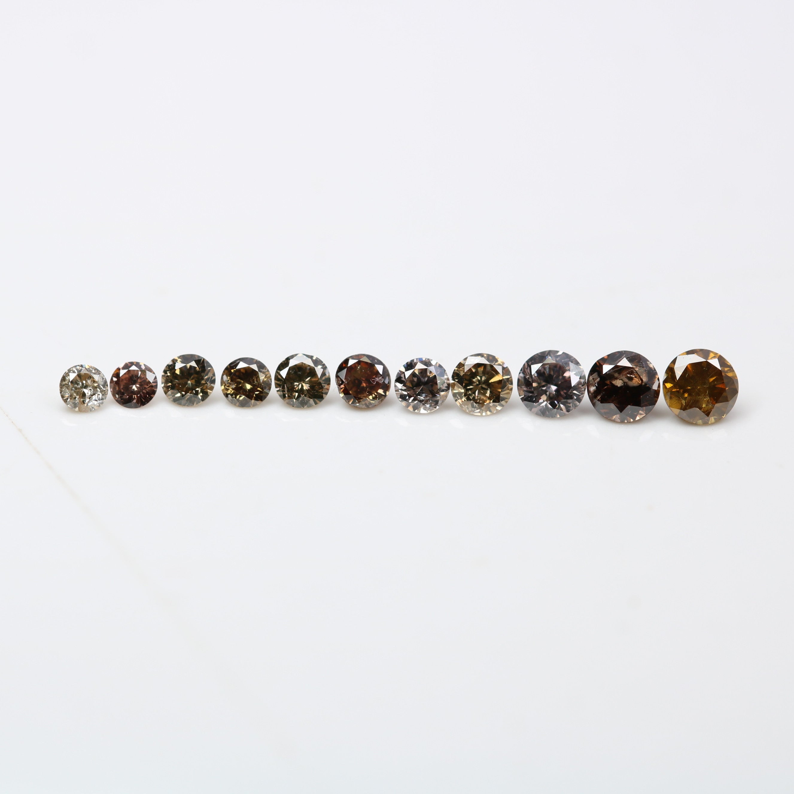 0.35 CT 1.50 to 2.30 MM Round Brilliant Cut Light Brown Diamond For Engagement Ring