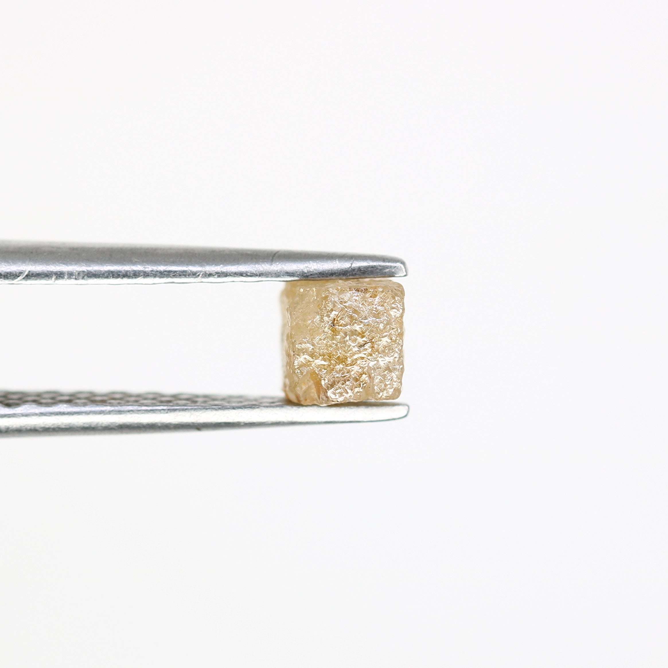 0.89 CT 4.20 MM Peach Color Natural Loose Congo Cube Raw Rough Diamond For Galaxy Ring