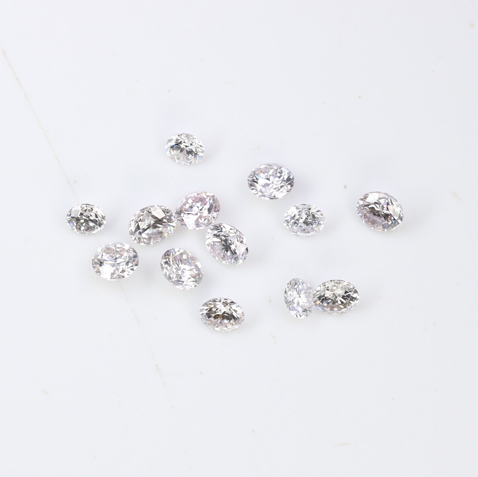 0.74 CT 2.10 To 2.60 MM Round Brilliant Cut Fancy Very Light Pink Diamond For Engagement Ring