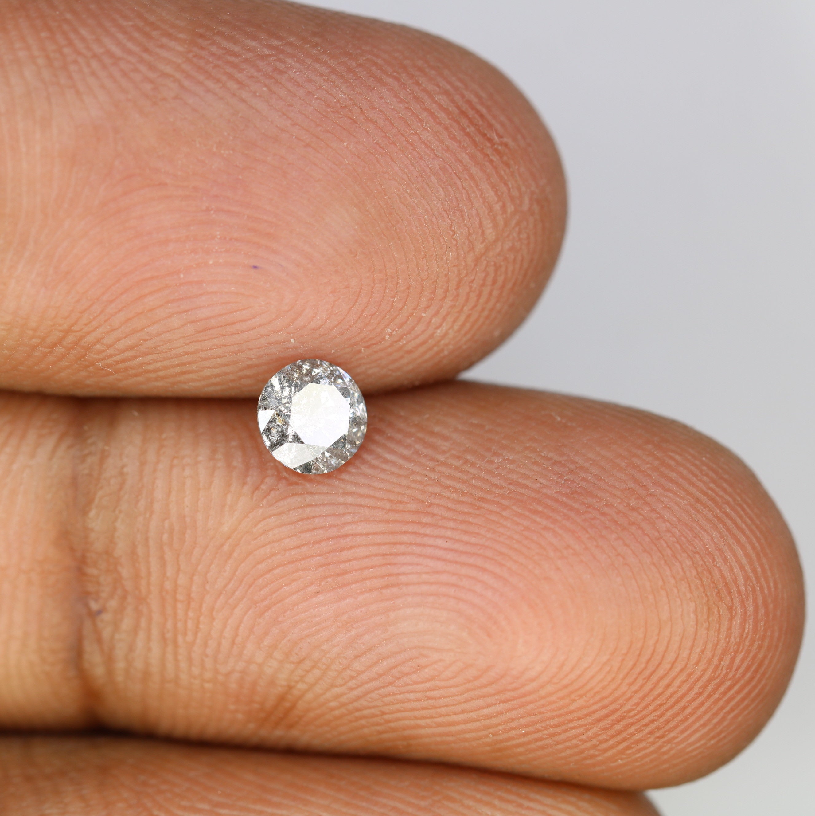 0.42 CT Natural Round Brilliant Cut 4.70 x 2.90 MM Salt And Pepper Diamond For Engagement Ring