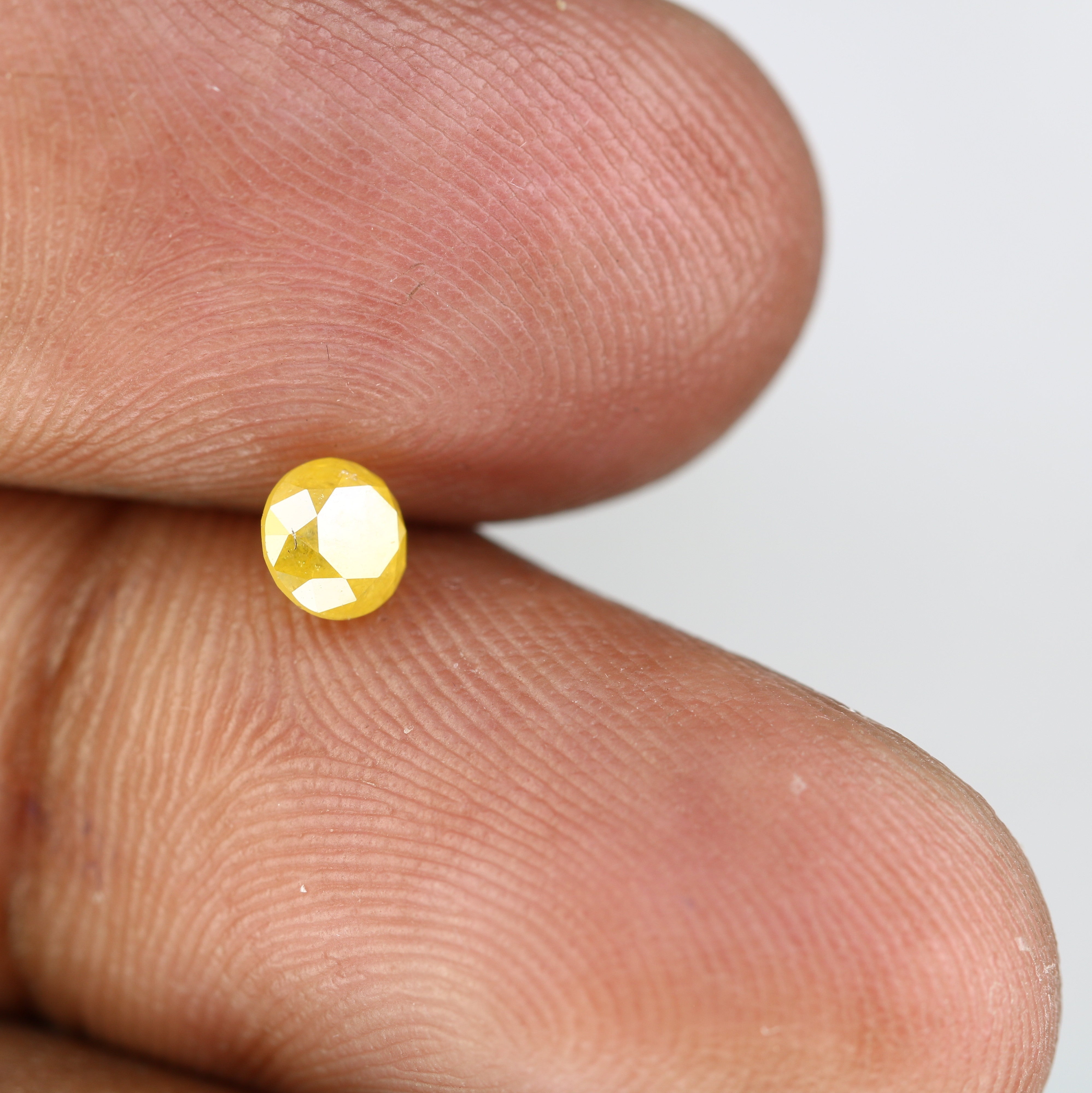 0.47 CT Round Brilliant Cut Natural Yellow Loose Diamond For Engagement Ring