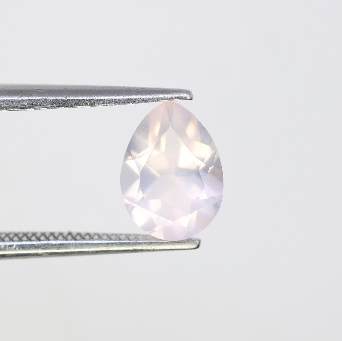 1.06 CT 8.10 MM Beautiful Pear Shape Rose Quartz Gemstone For Pendant