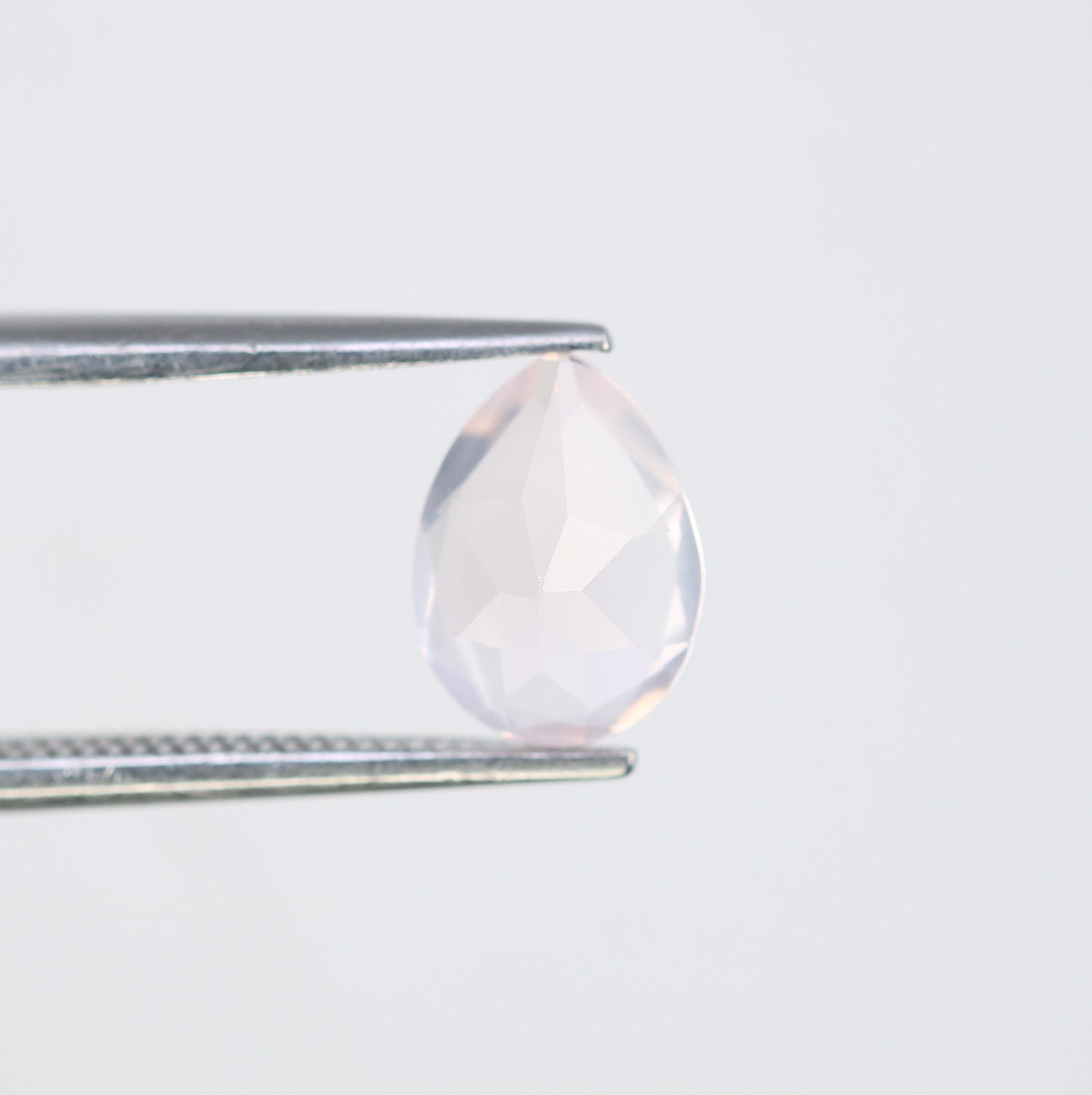 1.06 CT 8.10 MM Beautiful Pear Shape Rose Quartz Gemstone For Pendant