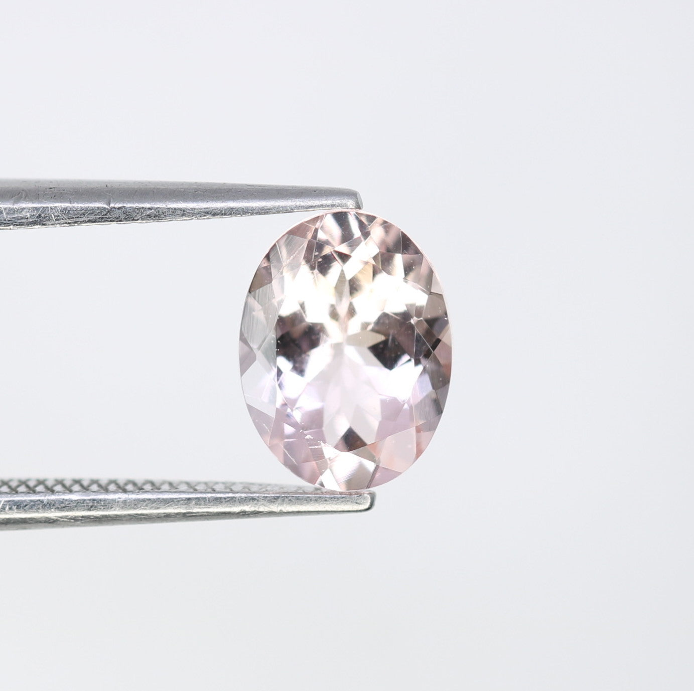 1.18 CT 8.10 x 6.20 MM Morganite Oval Stone For Engagement Ring