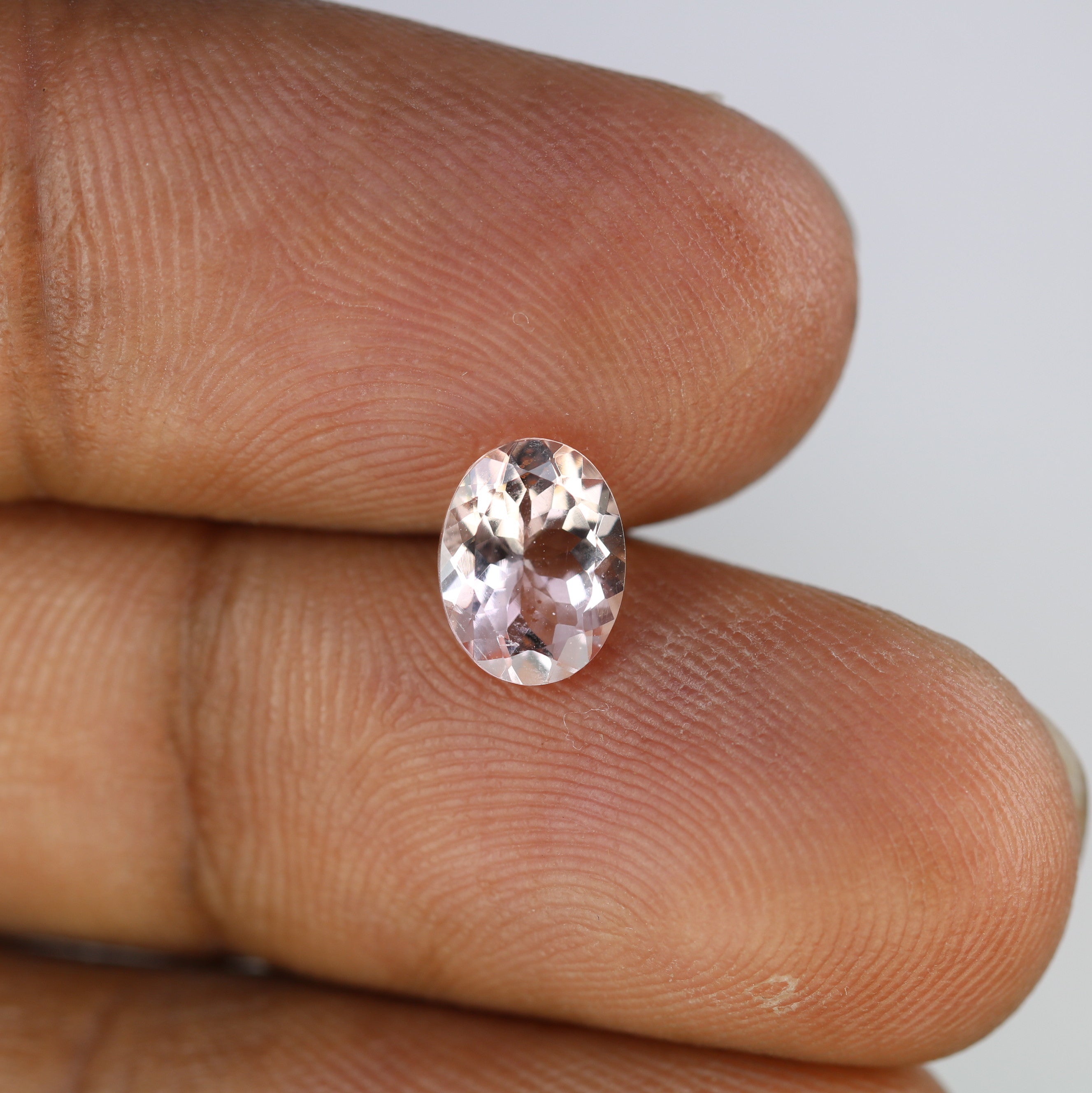 1.18 CT 8.10 x 6.20 MM Morganite Oval Stone For Engagement Ring