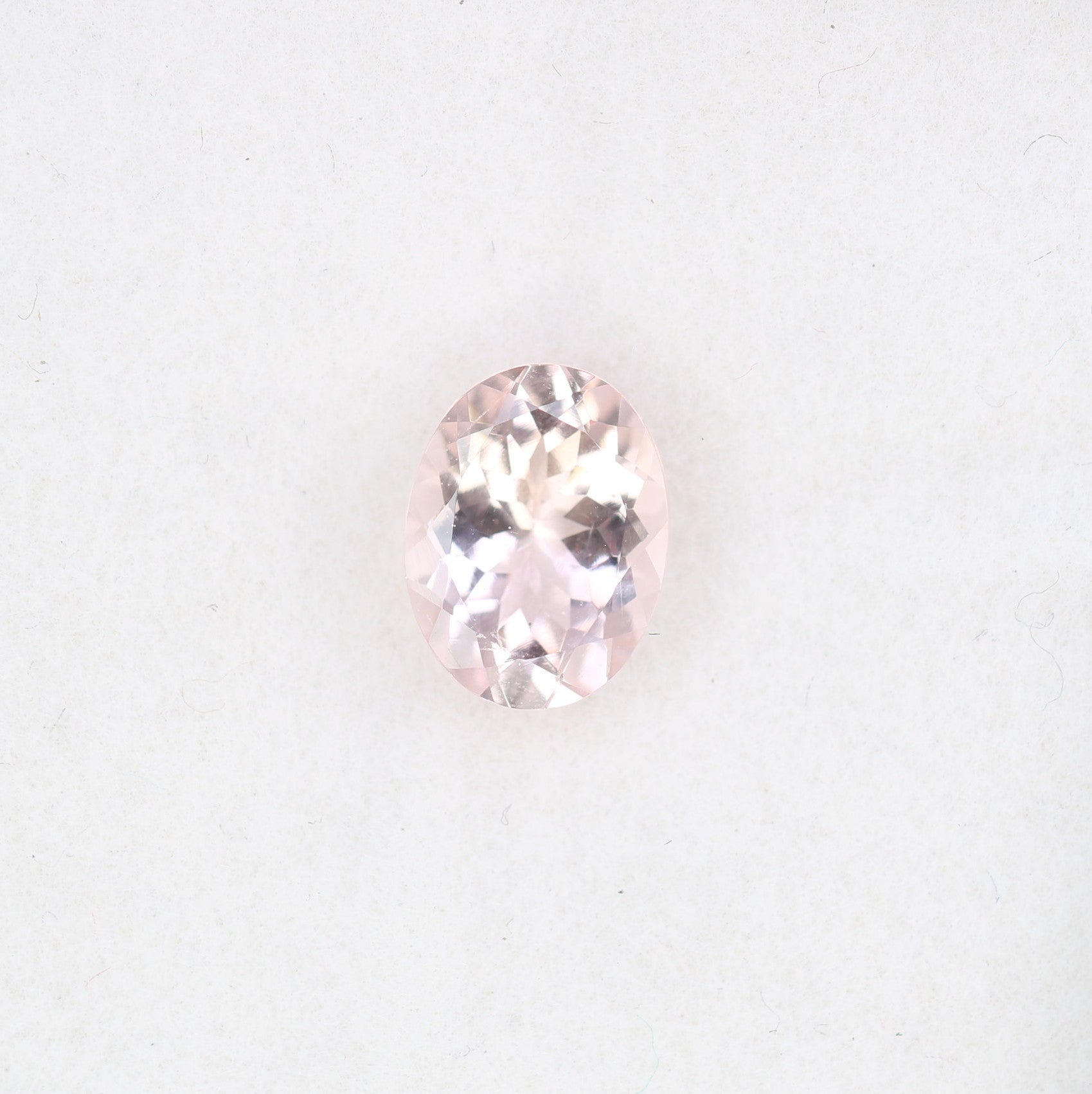 1.18 CT 8.10 x 6.20 MM Morganite Oval Stone For Engagement Ring