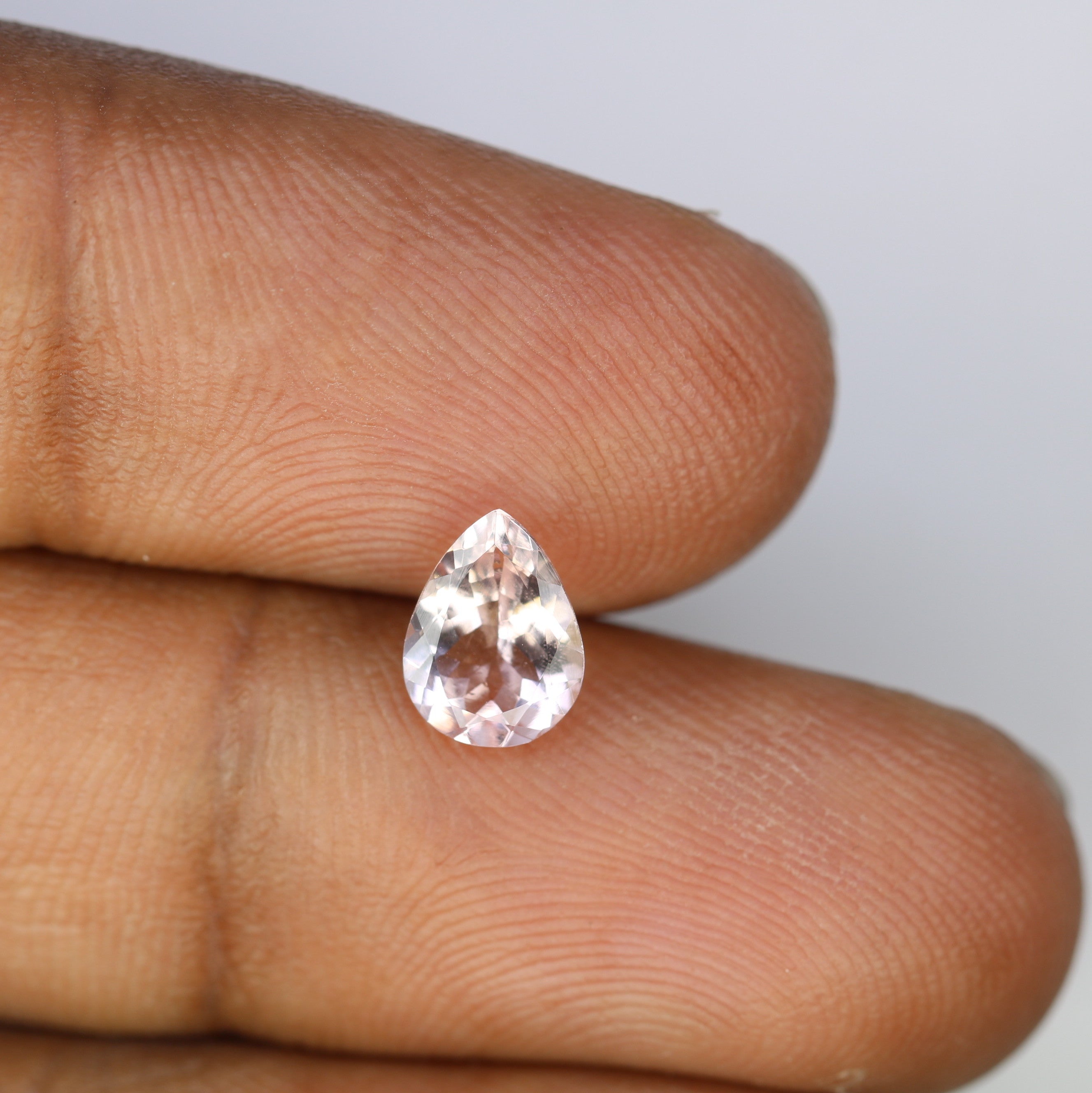 0.97 CT Morganite Pear Stone Pink 8.10 MM Gemstone For Engagement Ring
