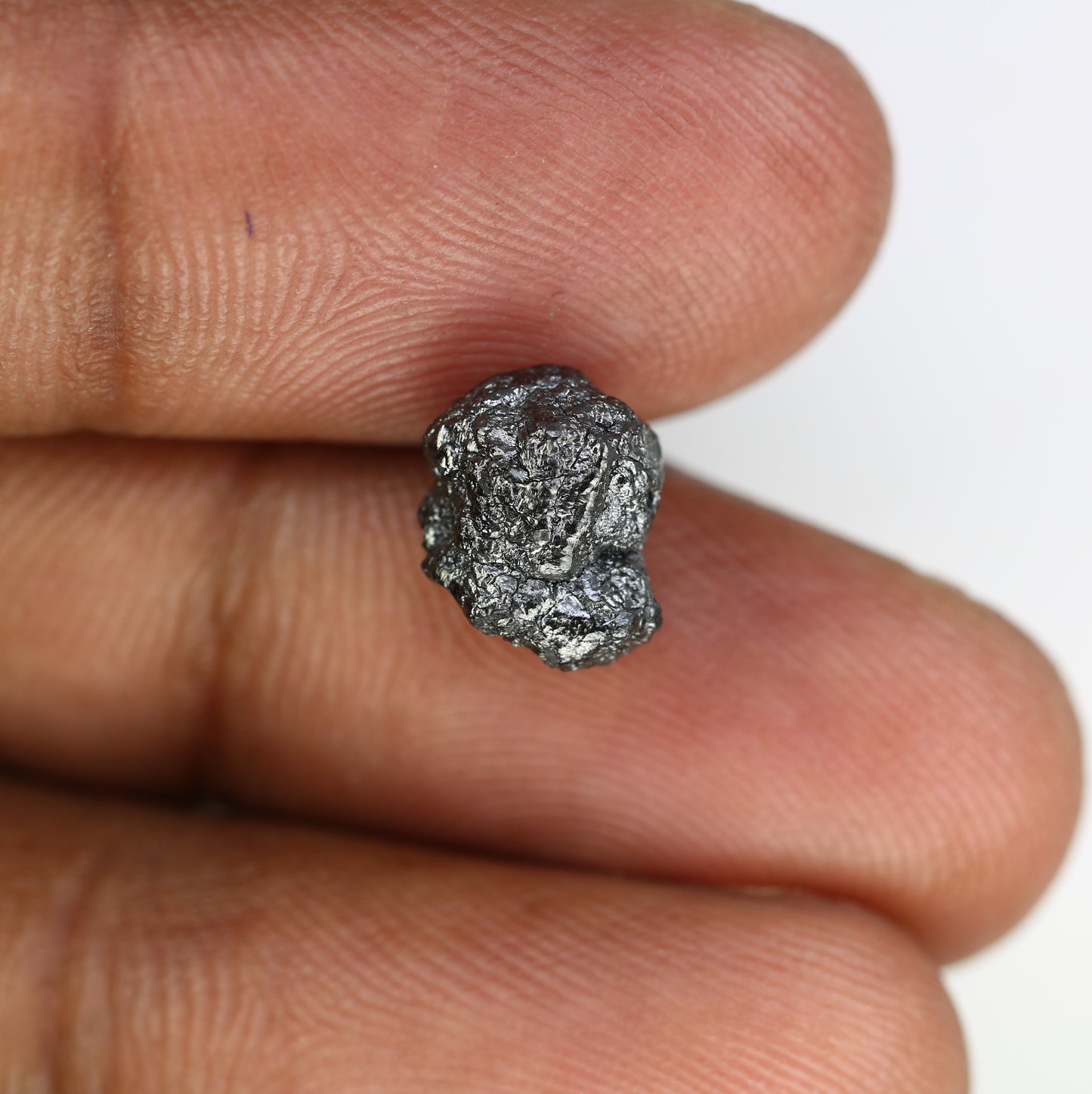 4.51 Carat 10 MM Black Color Natural Loose Raw Uncut Rough Diamond For Wedding Ring