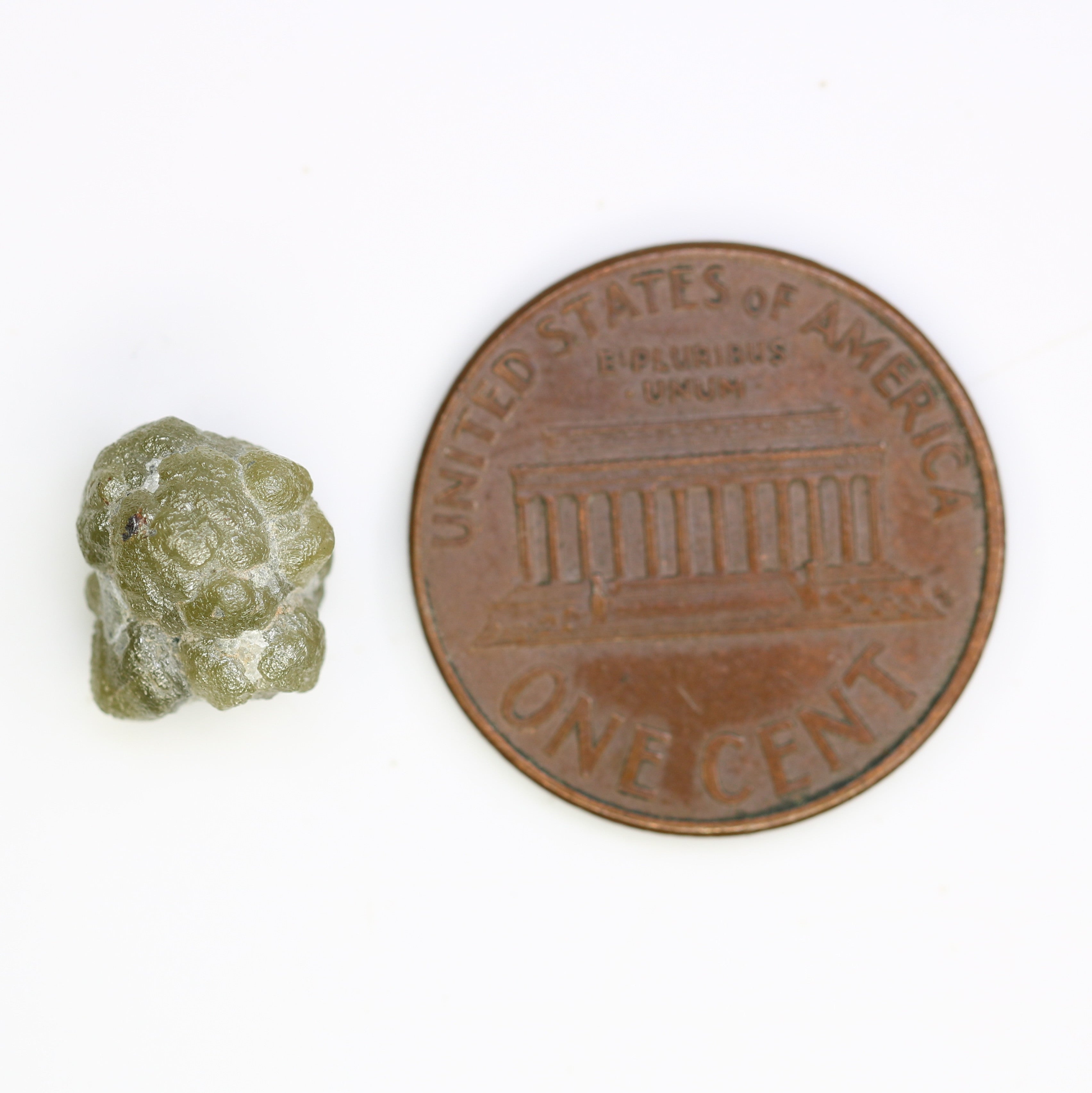 4.51 Carat Natural Loose Green Color Antique Rough Diamond For Raw Diamond Ring