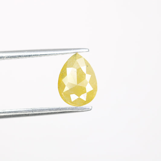 0.92 CT 7.70 MM Yellow Pear Shape Diamond For Engagement Ring