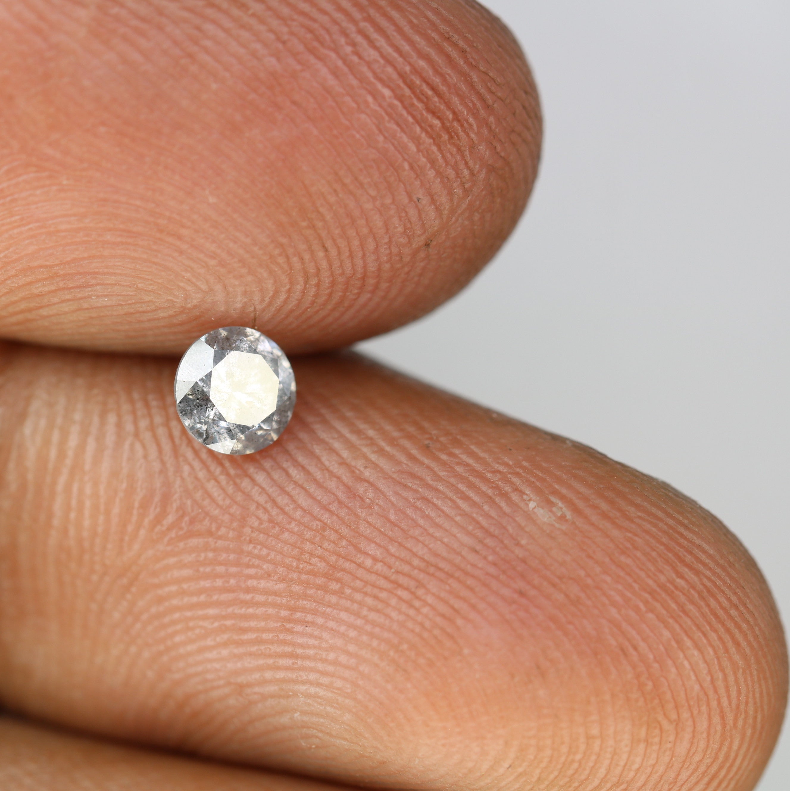 0.40 CT  Salt And Pepper Round Brilliant Cut Loose Diamond For Engagement Ring