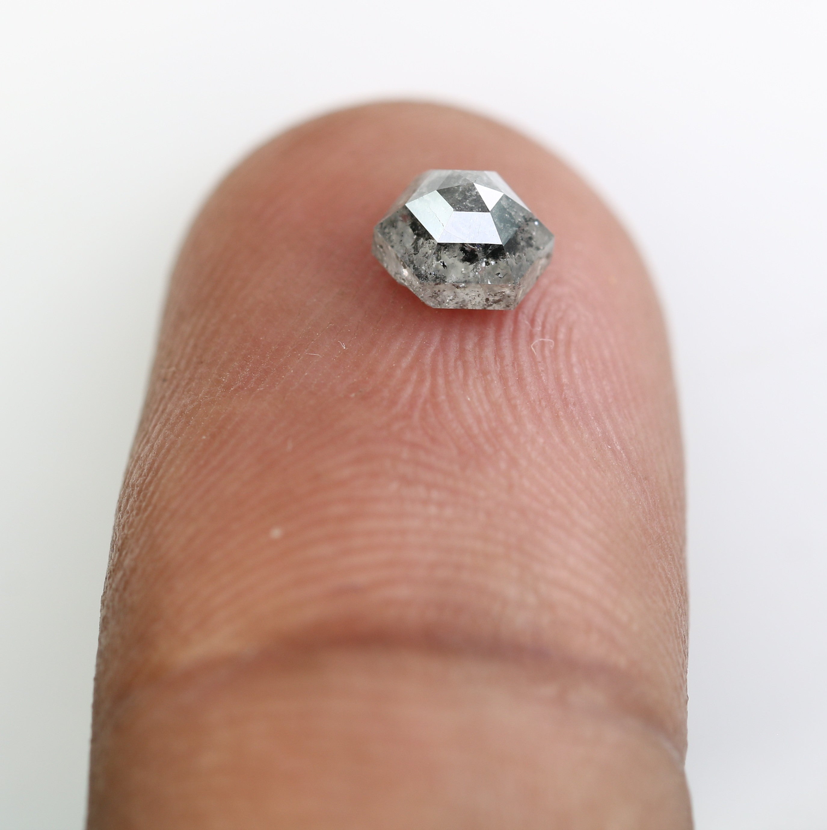 0.80 Carat Hexagon Cut 5.60 MM Salt And Pepper Diamond For Wedding Ring