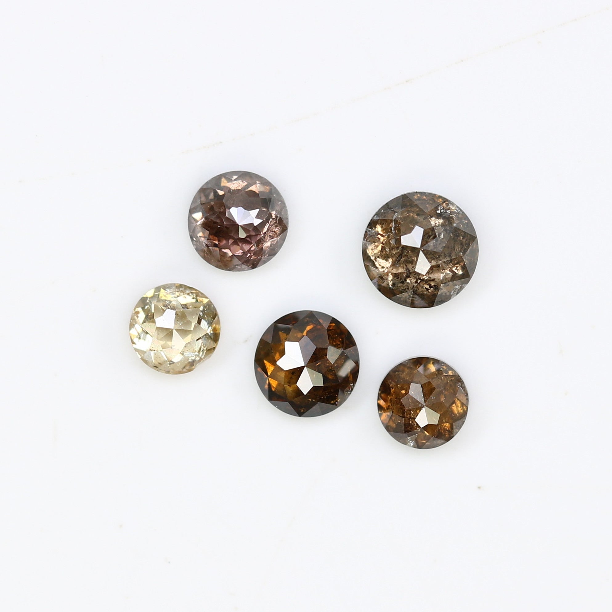 0.88 CT Loose Fancy Natural 2.90 to 3.70 MM Round Diamond For Galaxy Ring