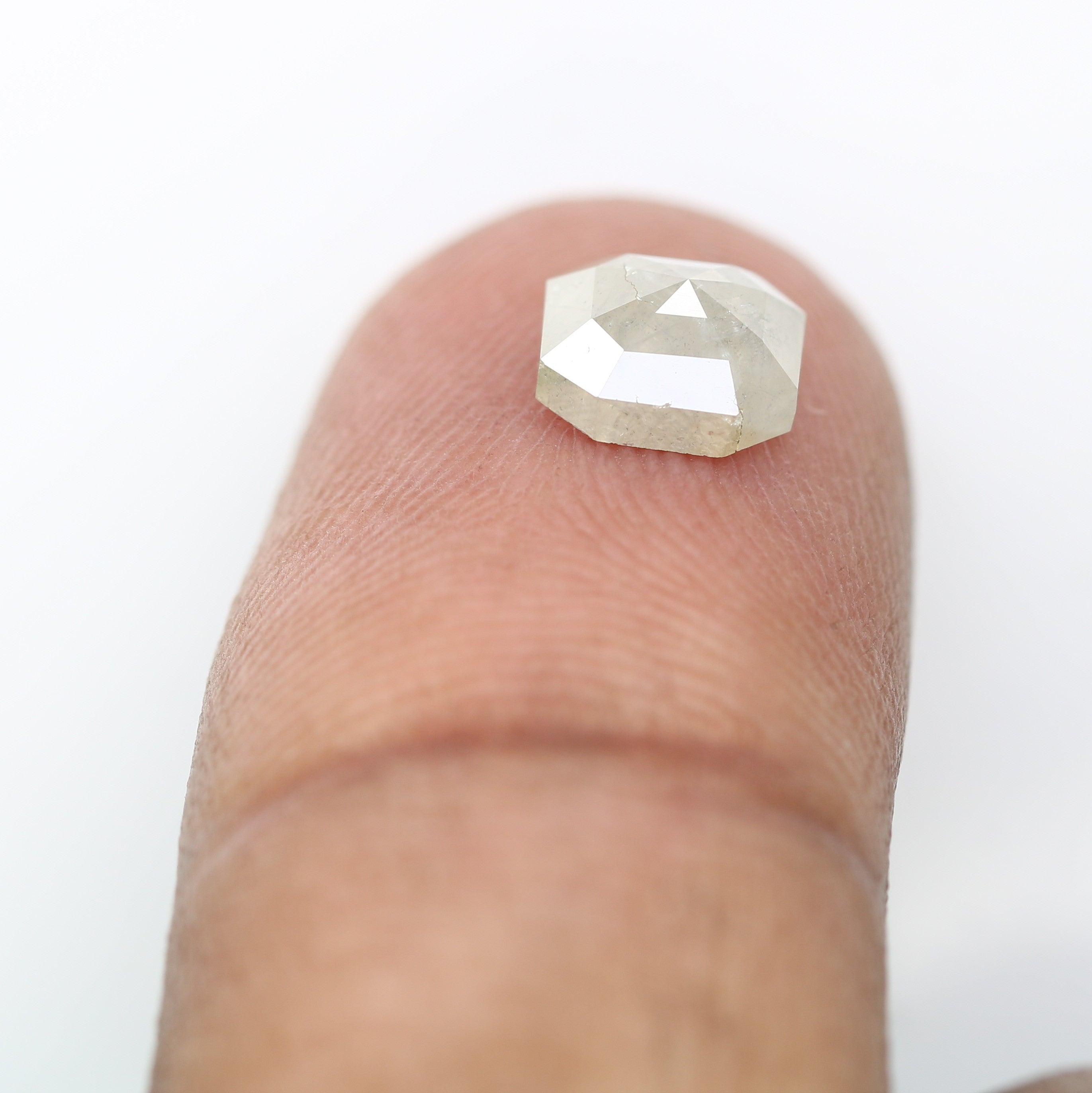 1.38 CT 6.70 MM Emerald Shape Grey Diamond For Diamond Jewelry