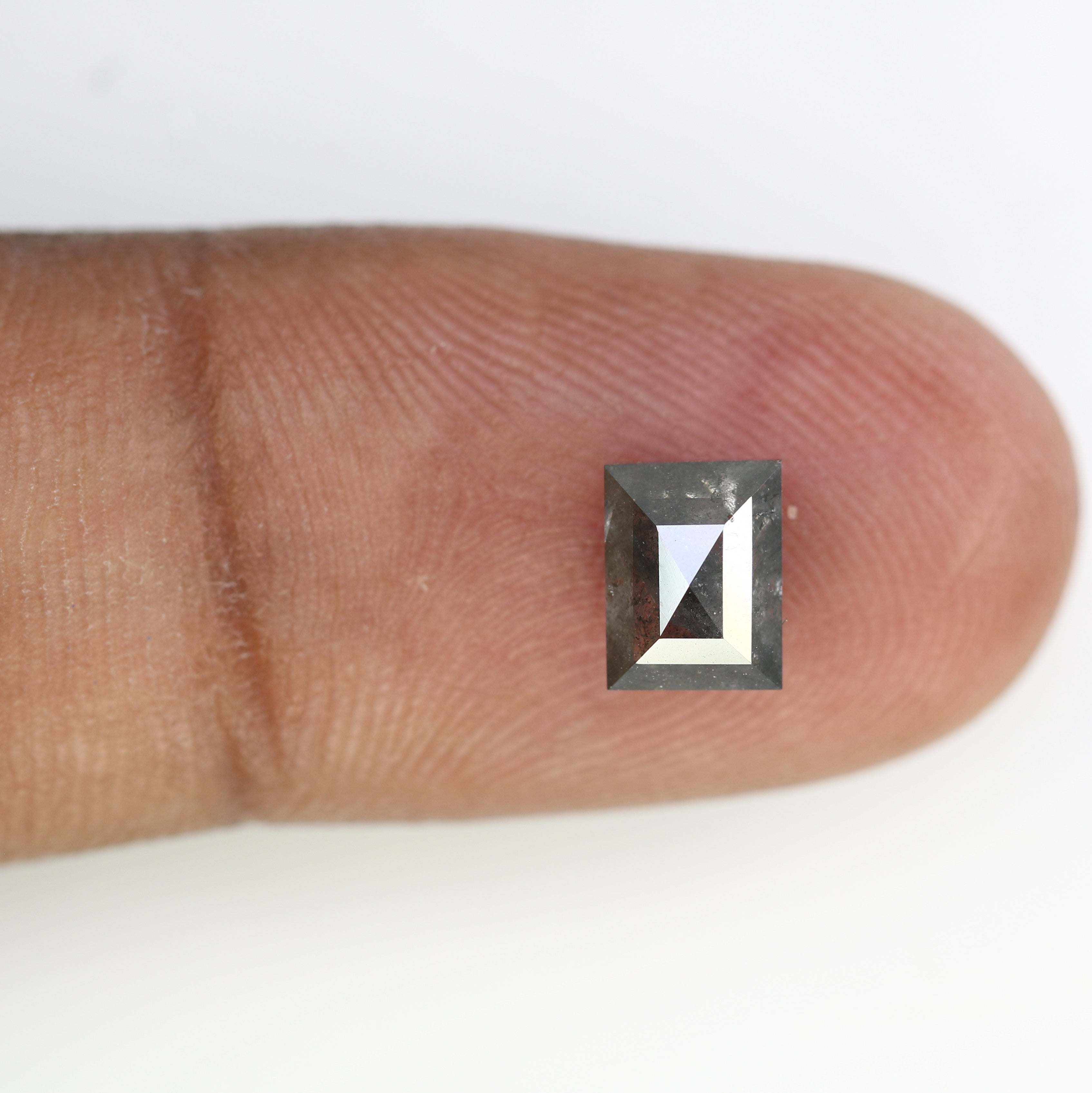 1.70 CT Geometric Shaped 6.90 MM Loose Salt And Pepper Diamond For Wedding Ring