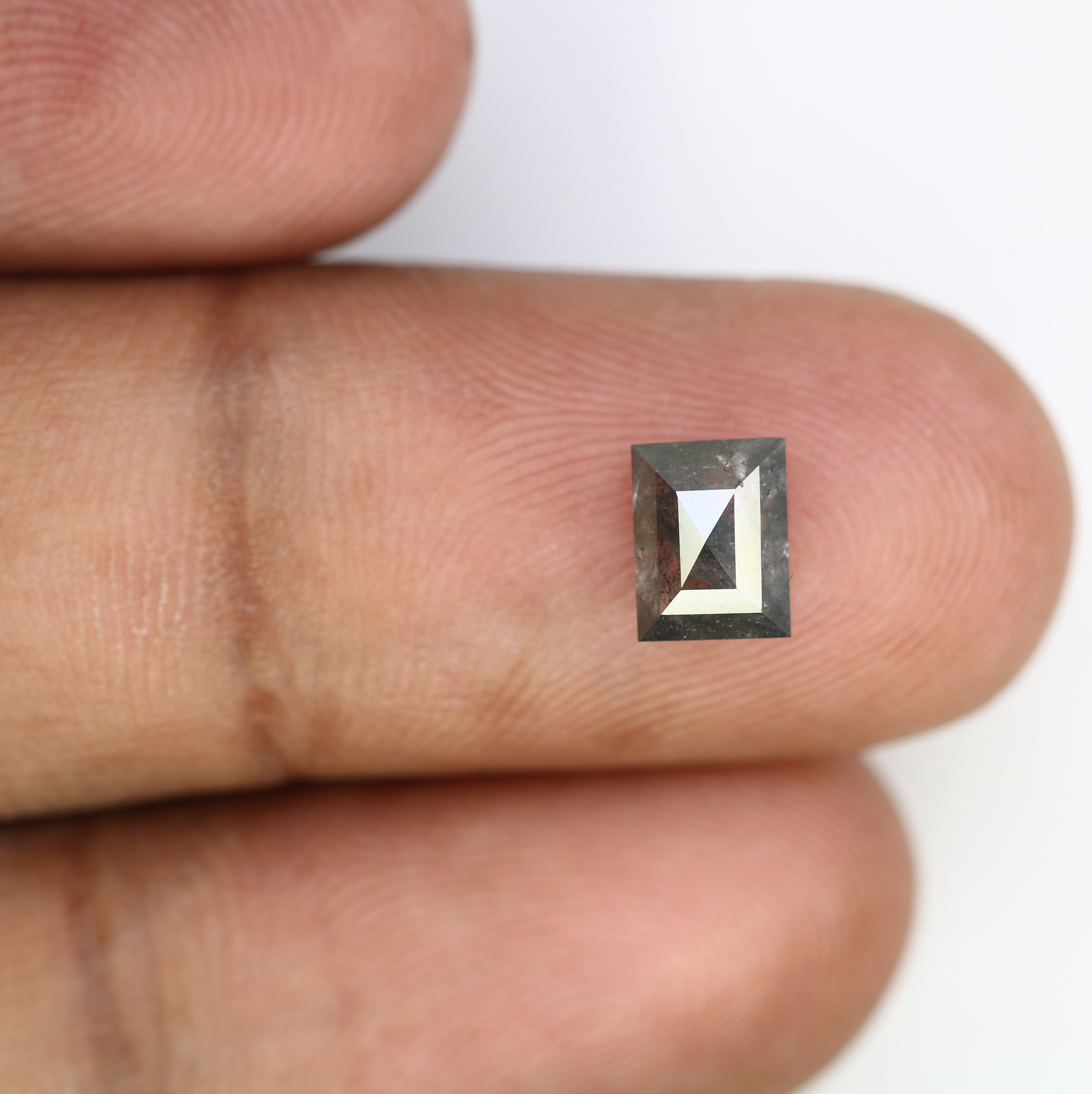 1.70 CT Geometric Shaped 6.90 MM Loose Salt And Pepper Diamond For Wedding Ring