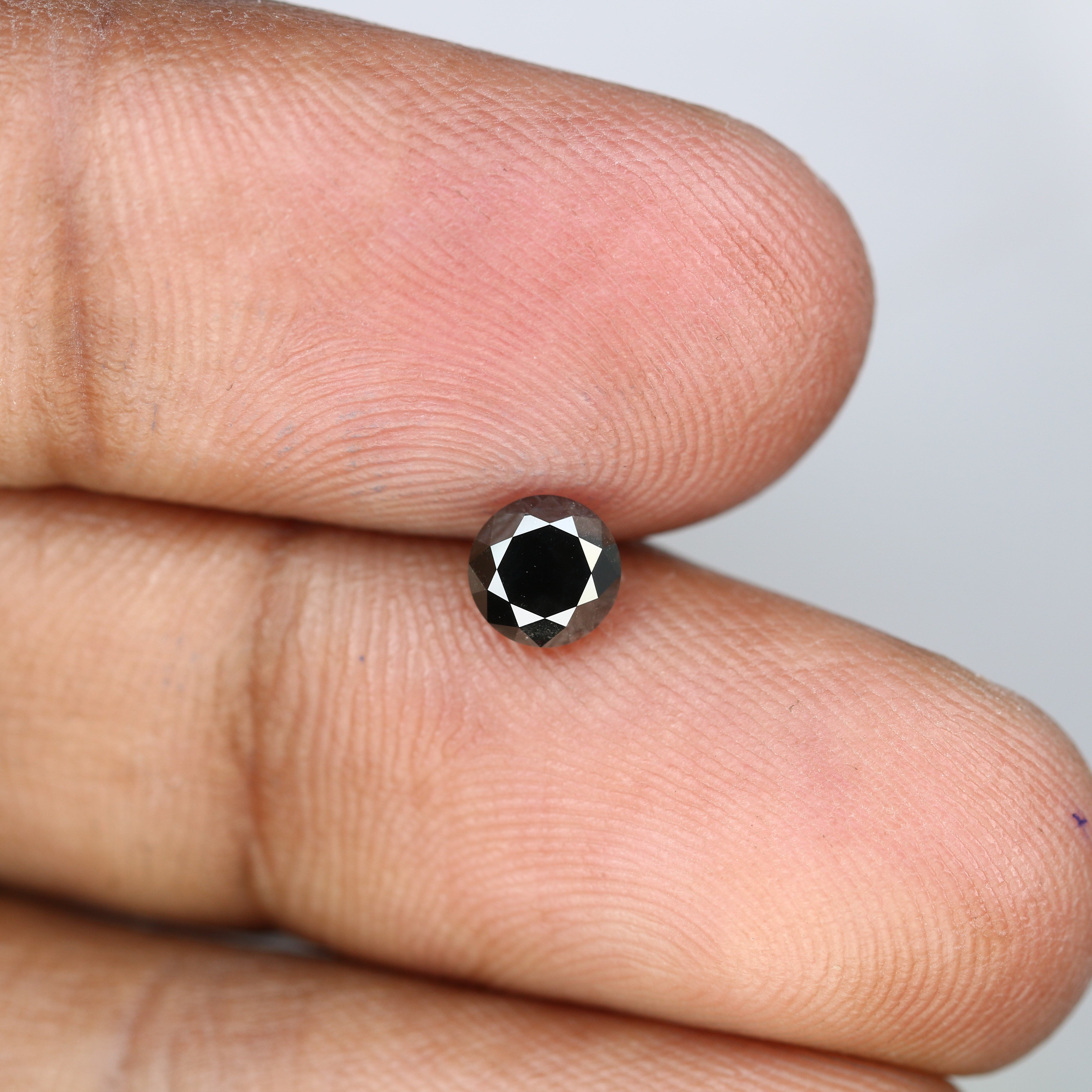 0.68 CT 5.10 MM Black Round Brilliant Cut Loose Diamond For Wedding Ring