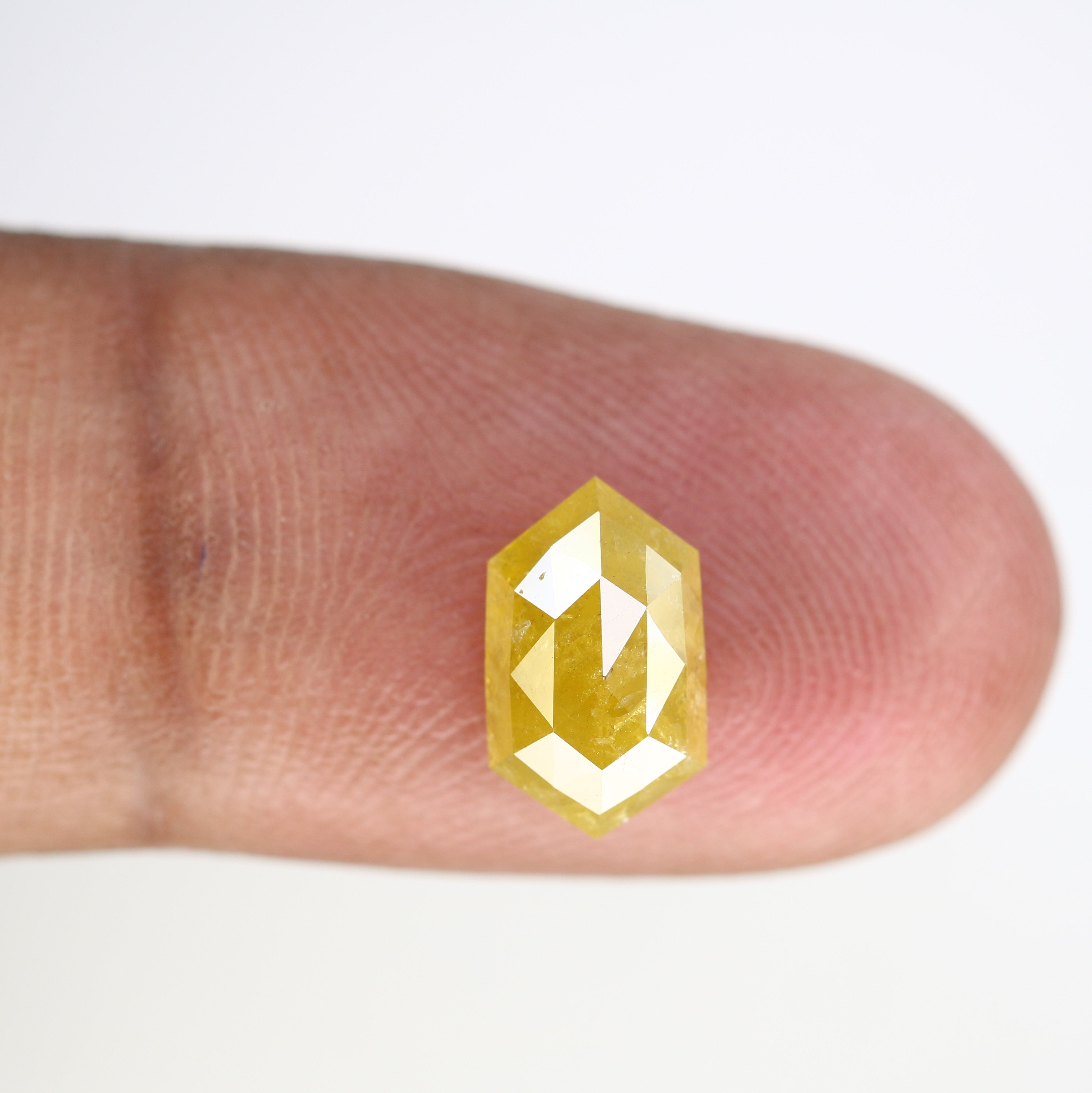 2.65 CT 10.60 MM Elongated Hexagon Shape Yellow Fancy Diamond For Wedding Ring