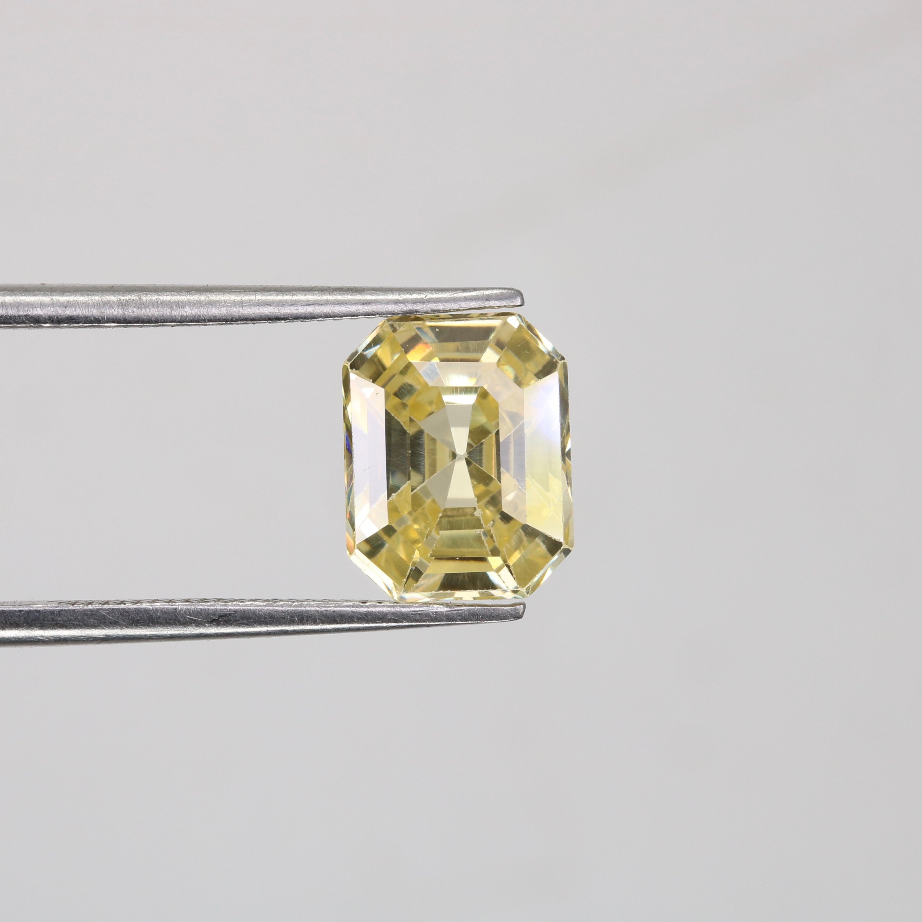 4.26 CT 7.00 MM Emerald Shape Yellow Citrine Loose Gemstone For Wedding Ring