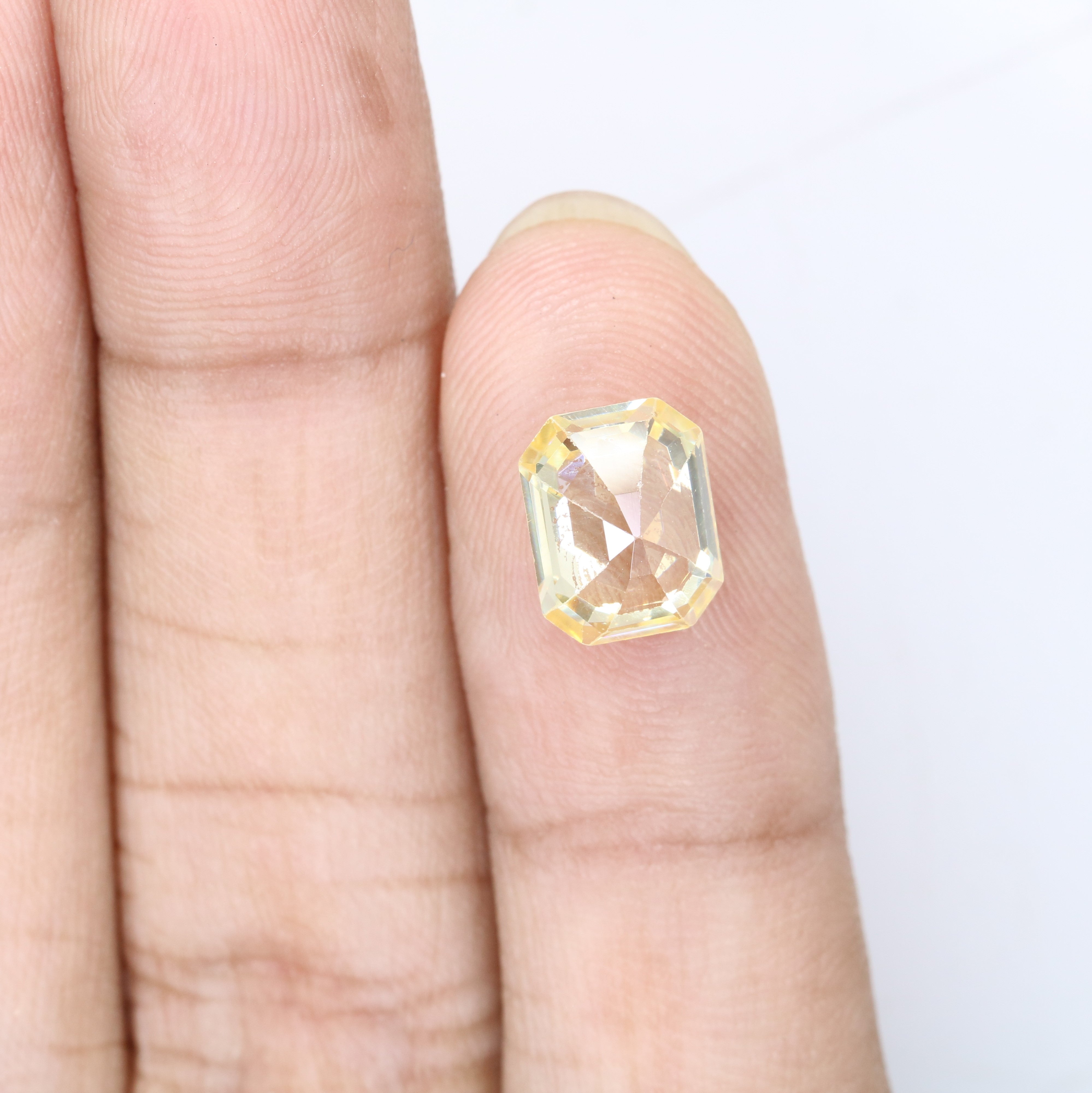 4.26 CT 7.00 MM Emerald Shape Yellow Citrine Loose Gemstone For Wedding Ring
