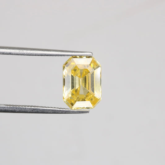 3.96 CT 6.60 MM Emerald Shape Yellow Citrine Natural Gemstone For Engagement Ring