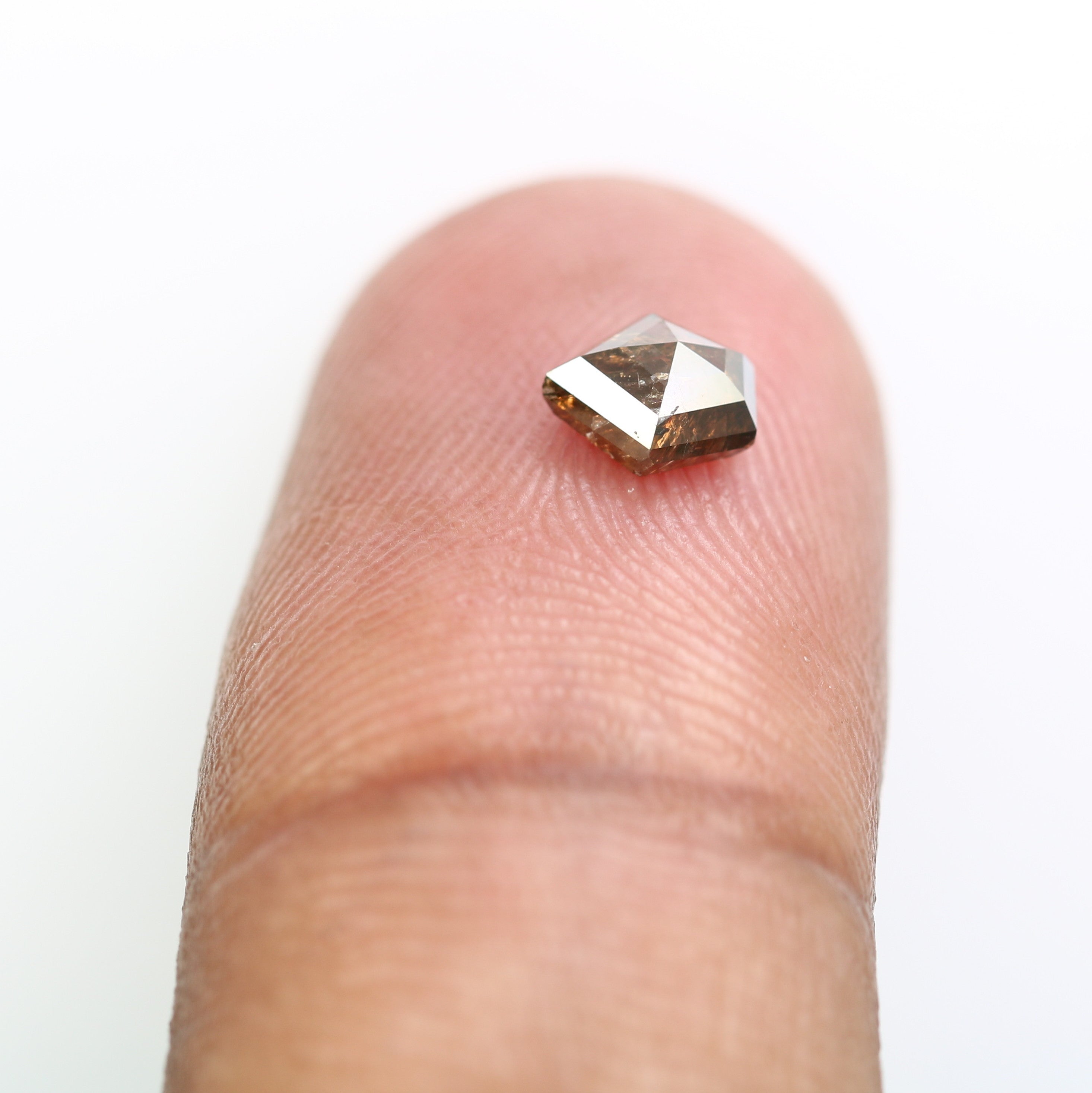0.64 CT Geometric Shape 5.70 MM Natural Brown Diamond For Engagement Ring